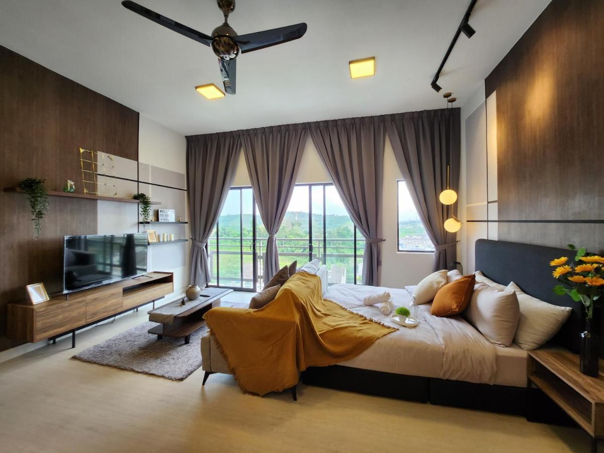 Taman Equine Comfy Studio#Greenery View#4 Pax#Aeon Mall Seri Kembangan Buitenkant foto